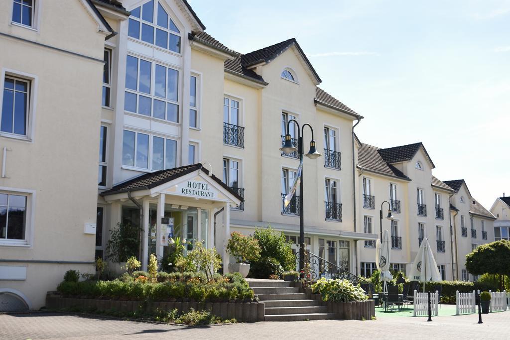 Landhotel Gillenfelder Hof Eksteriør bilde
